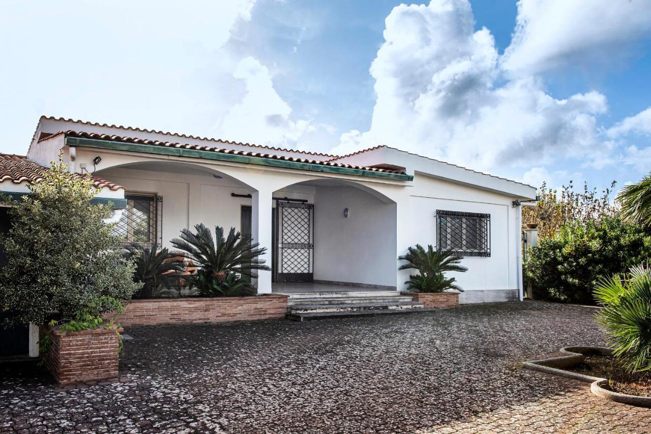 Villa Eva Crispiano Экстерьер фото